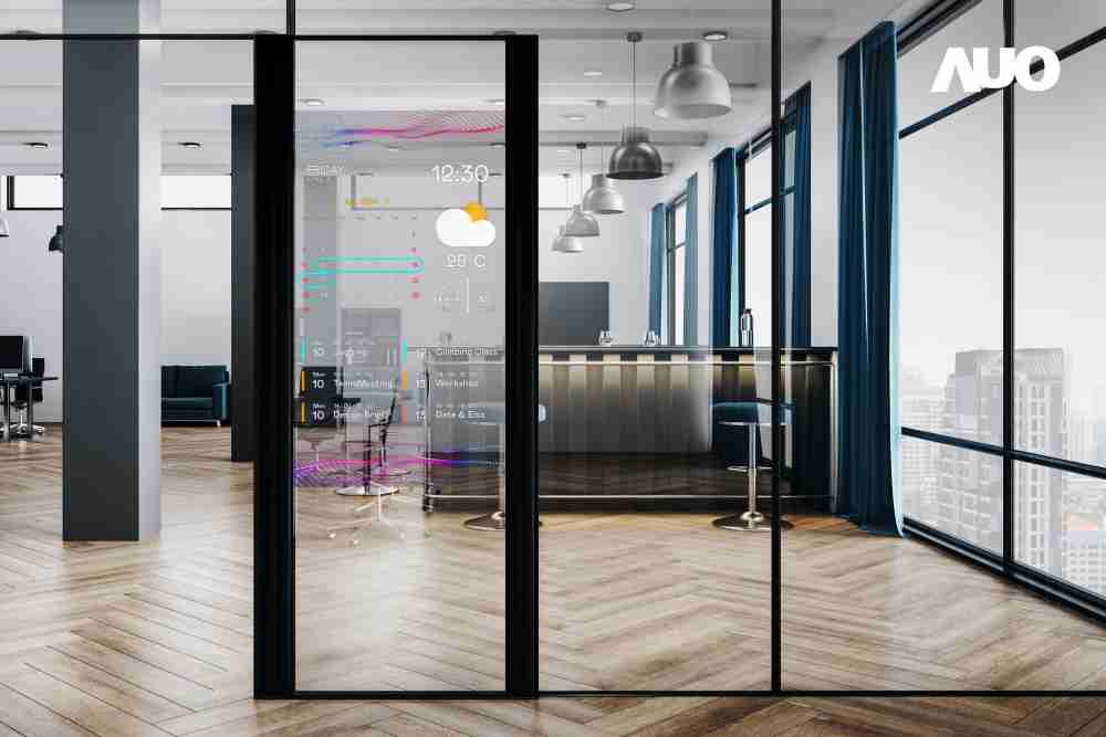 尊龙集团致力于研发低能耗之绿色产品，，，，如低能耗发光组件Micro LED显示技术，，，，具高透明、、、、可无限拼接的特性，，，可依需求调整并延伸应用于不同场域，，包括汽车侧窗或家庭玄关、、、智慧橱窗、、、商业展示等